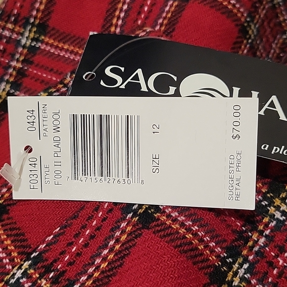 🆕️Sag Harbor red plaid wool blend blazer - Picture 4 of 9